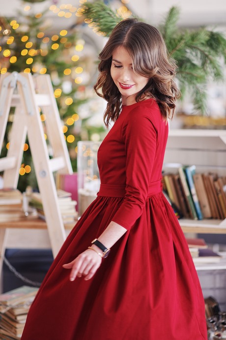 czerwona-sukienka-swiateczna-38_9 Czerwona sukienka świąteczna