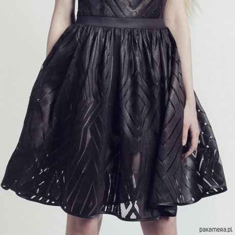 mala-czarna-koronkowa-sukienka-82_11 Mała czarna koronkowa sukienka