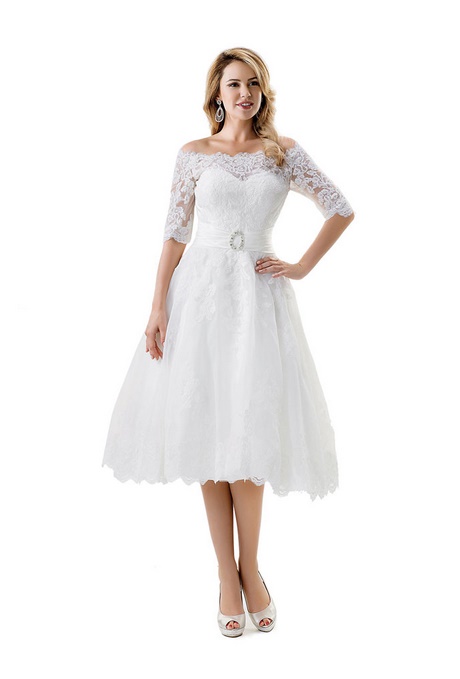 krtkie-koronkowe-sukienki-lubne-67_9 Krótkie koronkowe sukienki ślubne