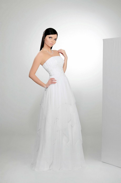 suknia-lubna-prosta-klasyczna-43_8 Suknia ślubna prosta klasyczna