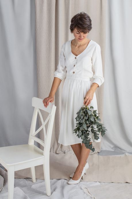 biala-sukienka-na-komunie-dla-mamy-10_7 Biała sukienka na komunię dla mamy