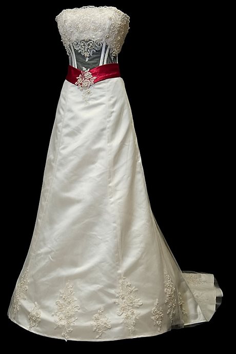 ksiezniczkowe-suknie-slubne-68_15 Księżniczkowe suknie ślubne
