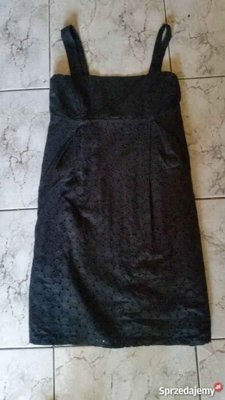czarna-sukienka-na-ramiczkach-06_14 Czarna sukienka na ramiączkach