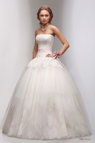 suknia-lubna-typu-princessa-32 Suknia ślubna typu princessa