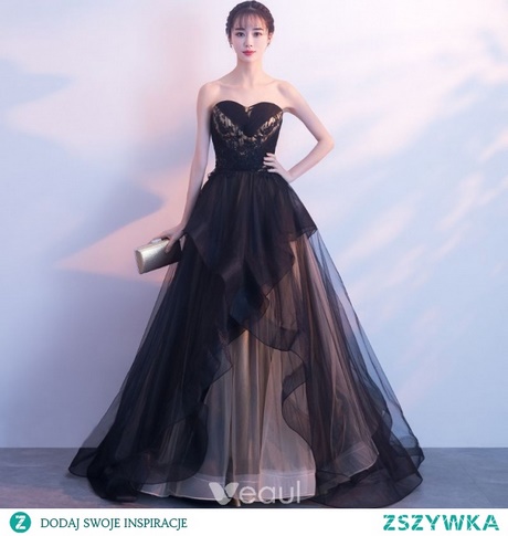 czarne-sukienki-2019-65_13 Czarne sukienki 2019