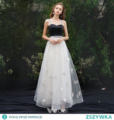 sukienki-biale-2019-11_5 Sukienki białe 2019