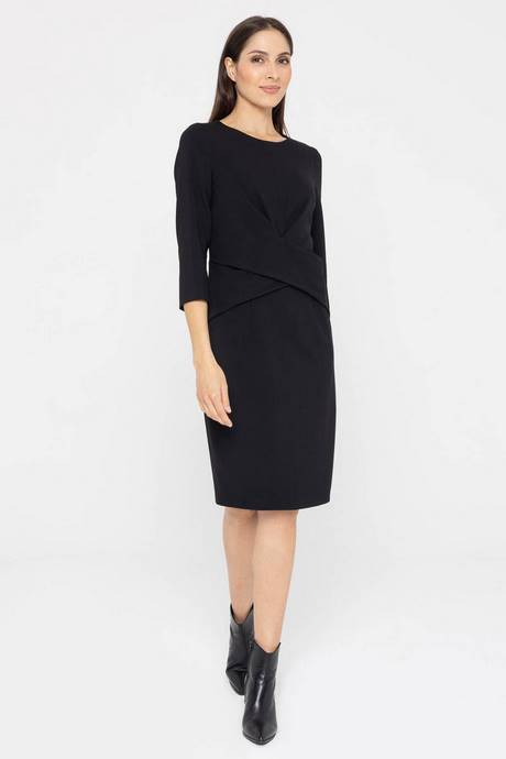 modne-czarne-sukienki-2022-25_10 Modne czarne sukienki 2022