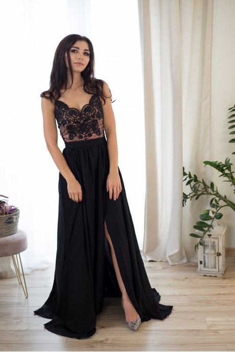 sukienki-czarne-na-wesele-2022-07_10 Sukienki czarne na wesele 2022