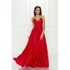 Dluga czerwona sukienka na wesele