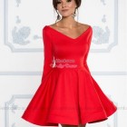 Czerwona sukienka z dlugim rekawem