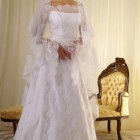 Ślubne suknie koronkowe