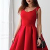 Rozkloszowana sukienka czerwona