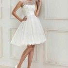 Sukienka biała krótka