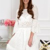 Biała sukienka haftowana
