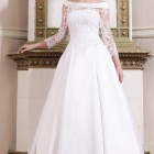 Suknie ślubne proste i eleganckie koronkowe