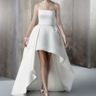 Asymetryczna suknia ślubna